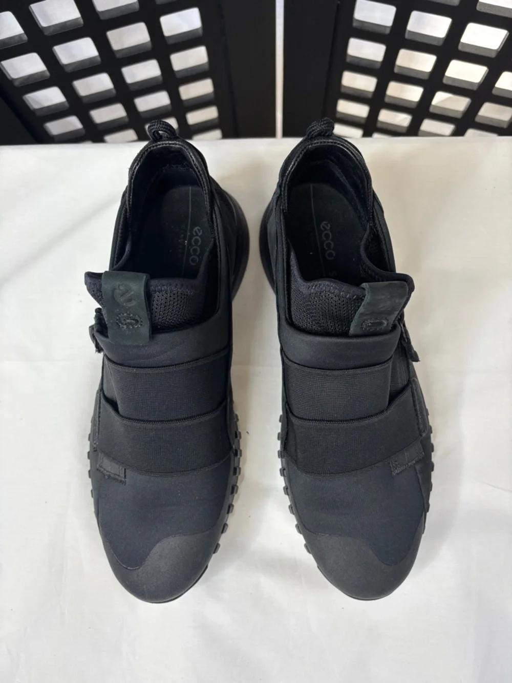 👇  🖤 ECCO Zipflex Sneakers Women's EU 38 US 7.5–8 Black Slip On Comfort 🖤 - Picture 3 of 13